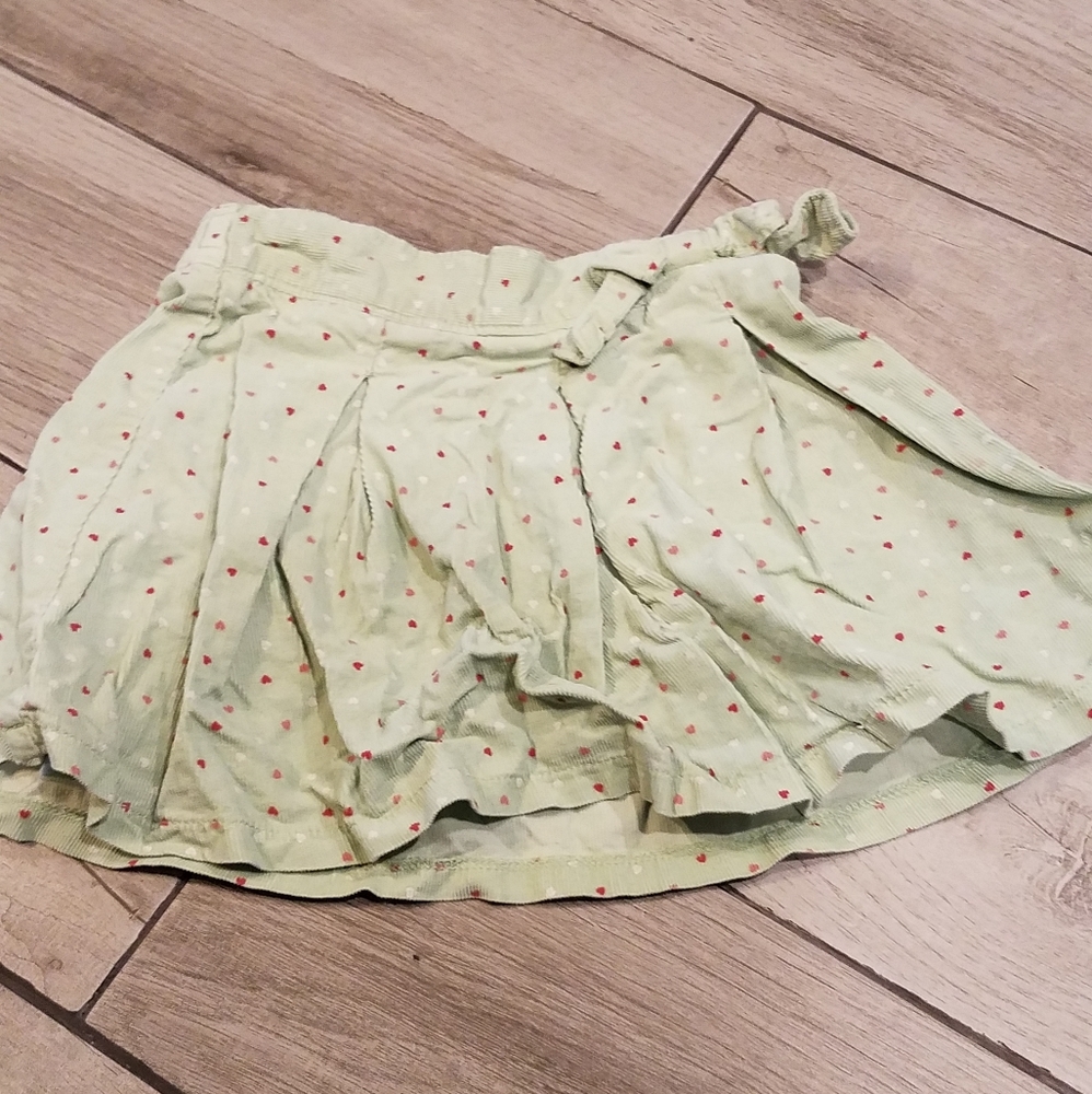 🍁Oshkosh corduroy heart print skirt☀️